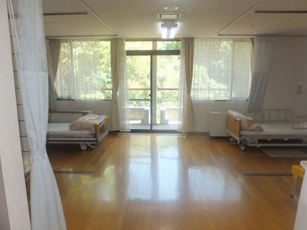 4人部屋個室